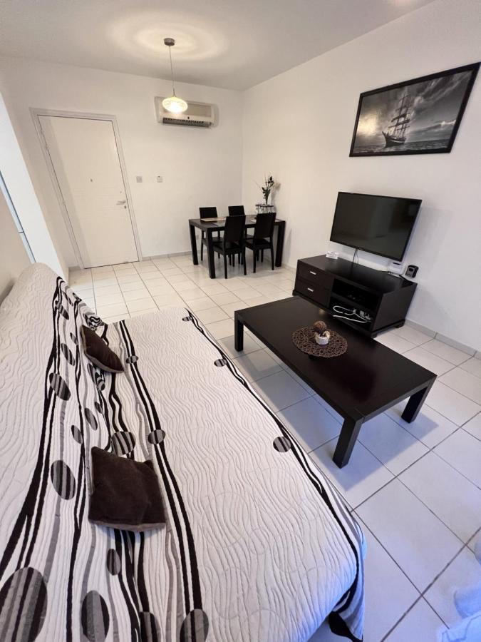 Iris Village Πάφος Εξωτερικό φωτογραφία