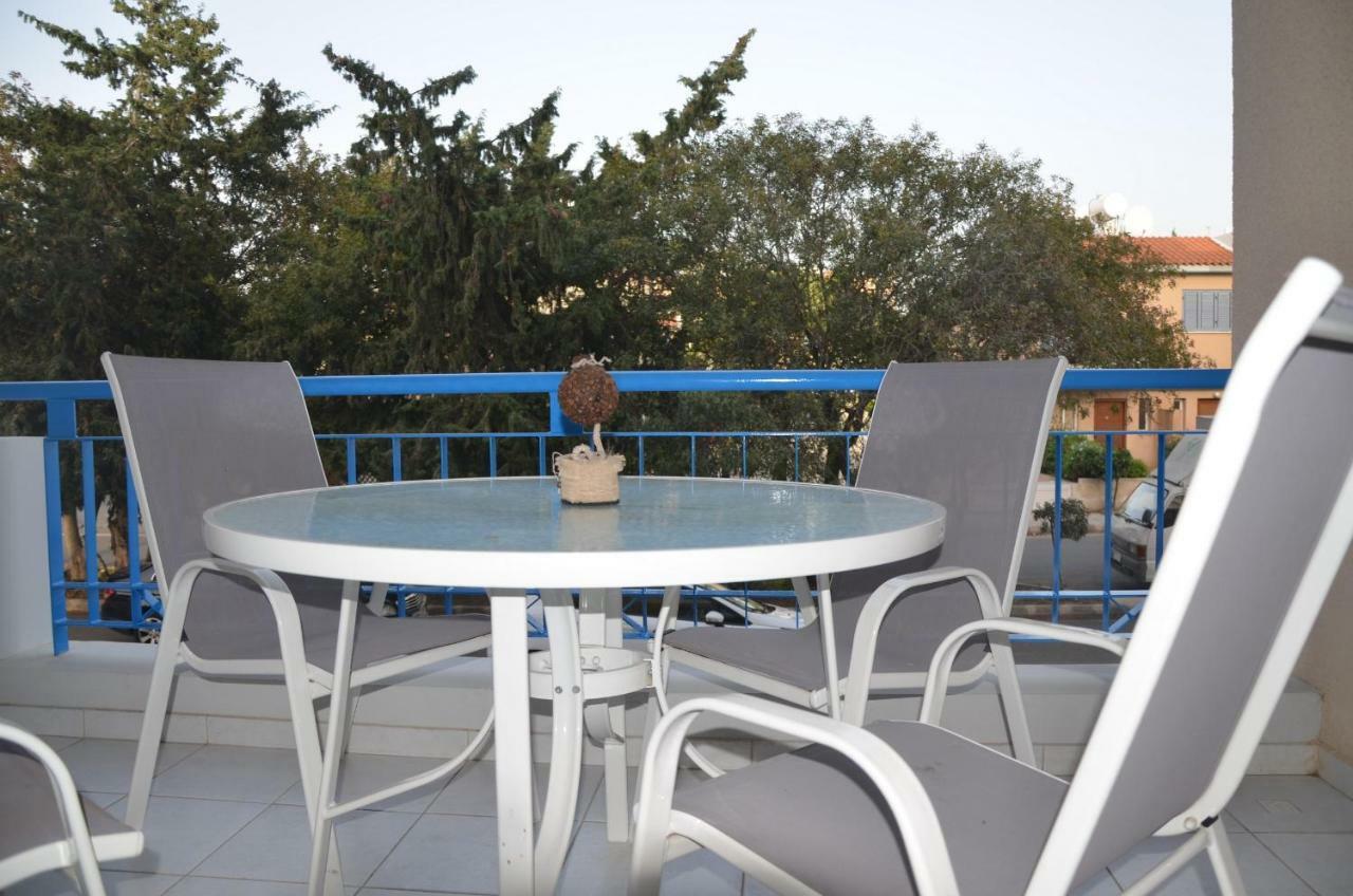 Iris Village Πάφος Εξωτερικό φωτογραφία